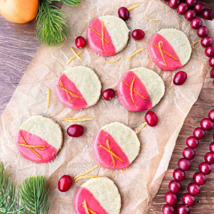 Orange and cranberry shortbread cookies