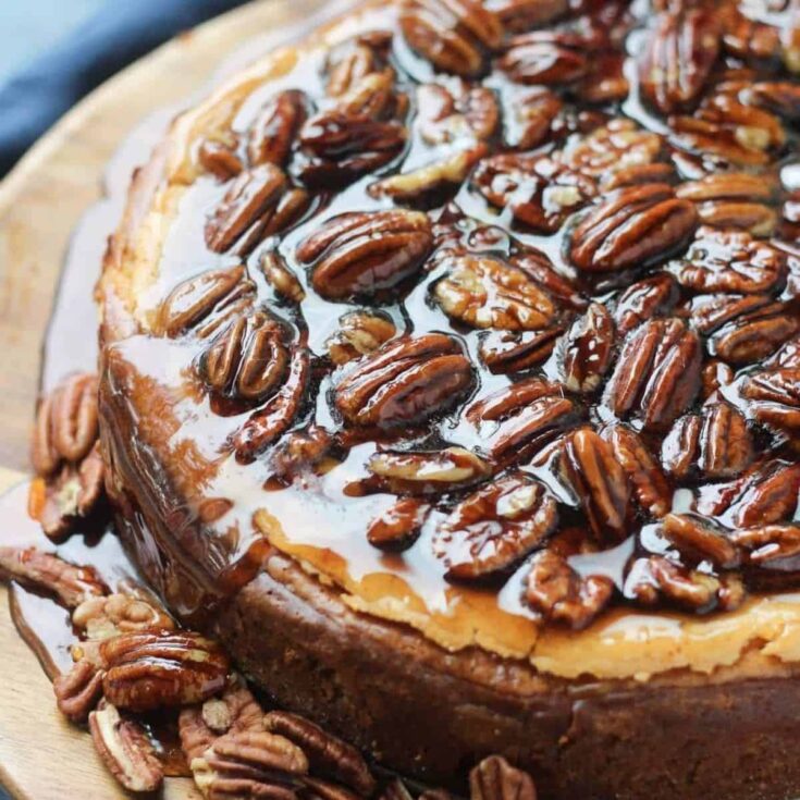 Pecan pie Thanksgiving cheesecake