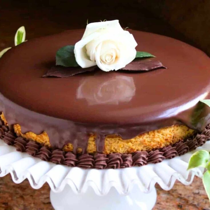 Pumpkin and chocolate mousse Thanksgiving cheesecake