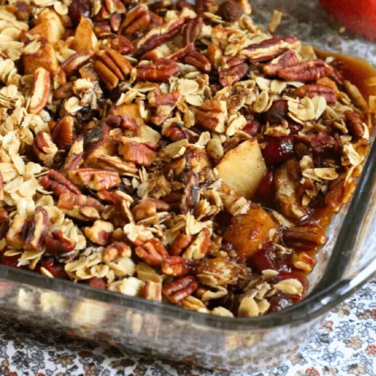Apple cranberry pecan crumble
