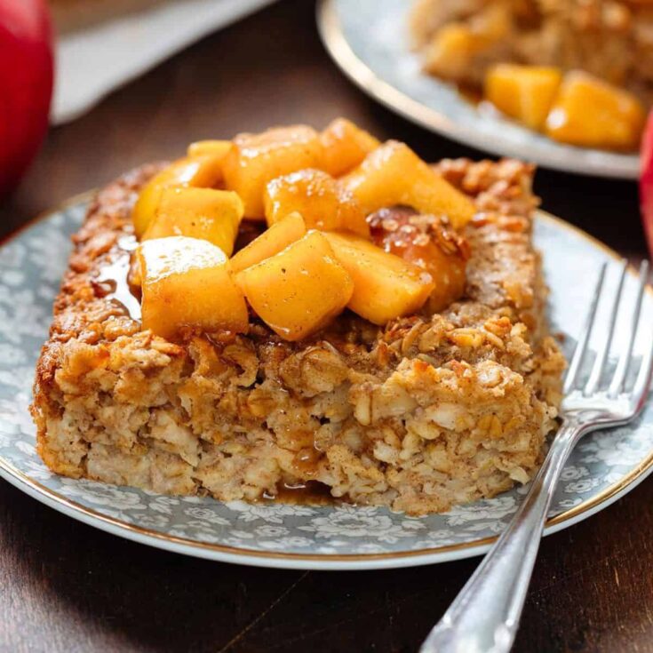 Apple pie baked oatmeal served on a plate