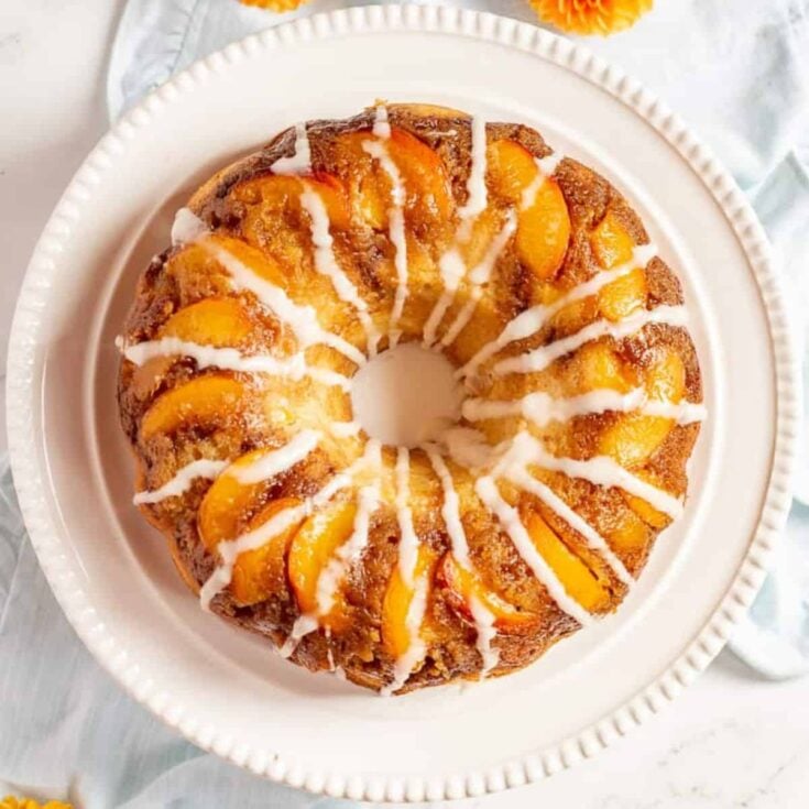 Peach cobbler pound cake