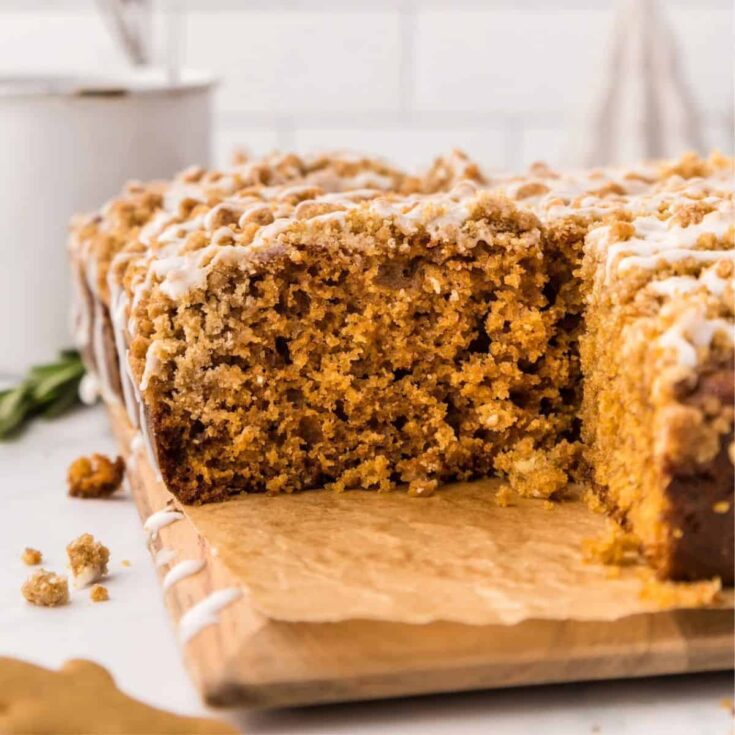 Gingerbread coffee cake dessert