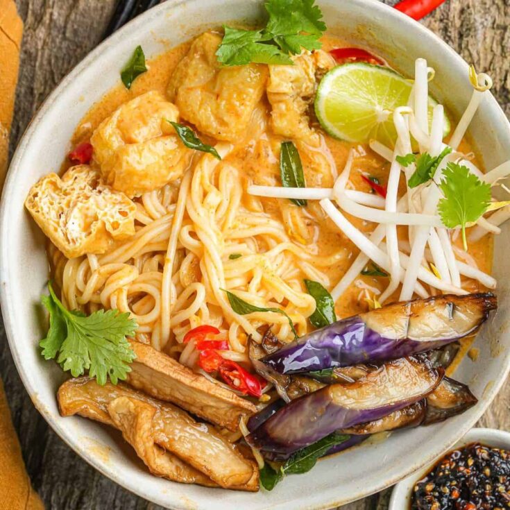 One-pot curry laksa soup