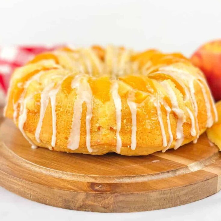 Peach cobbler pound cake dessert