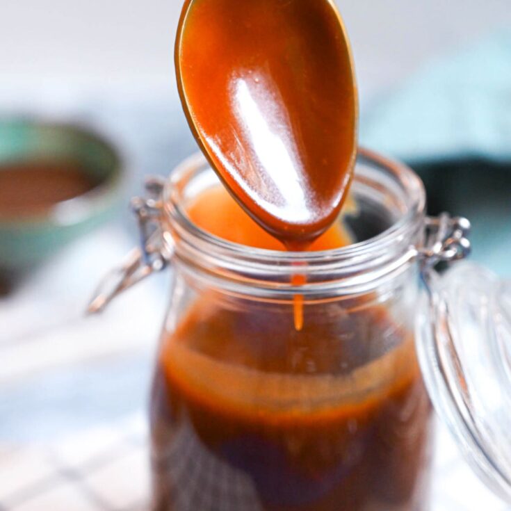 Easy homemade caramel toffee sauce