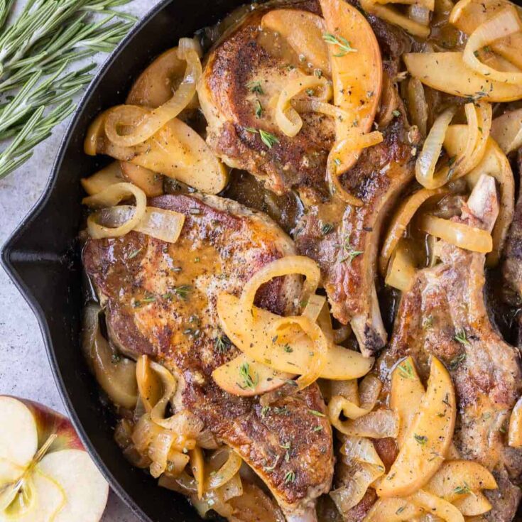 Pork chops with apples and onions