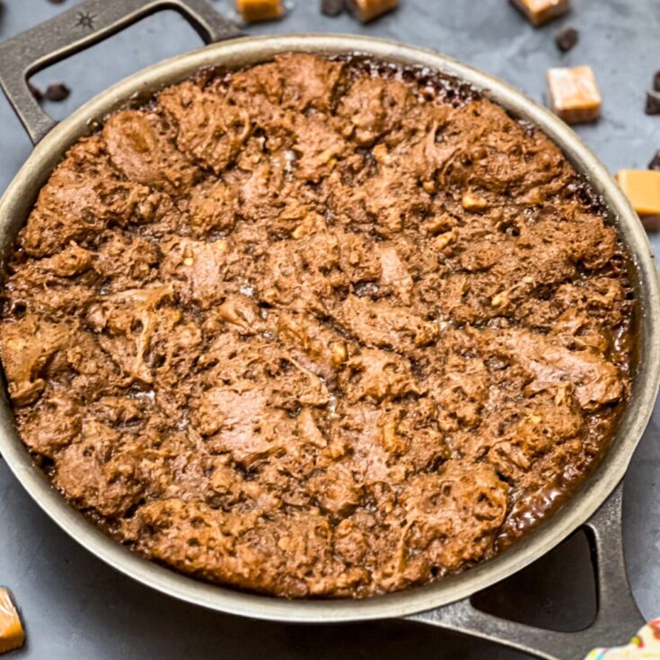Skillet caramel brownies