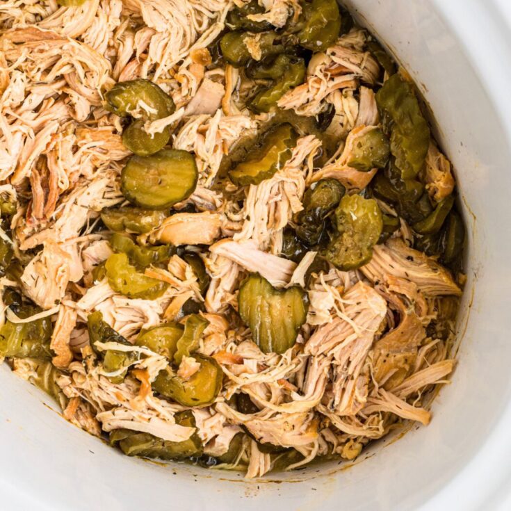 Slow cooker dill pickle chicken