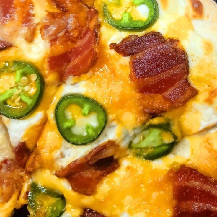 Jalapeno popper pizza, made after reading these Jalapeno popper recipes