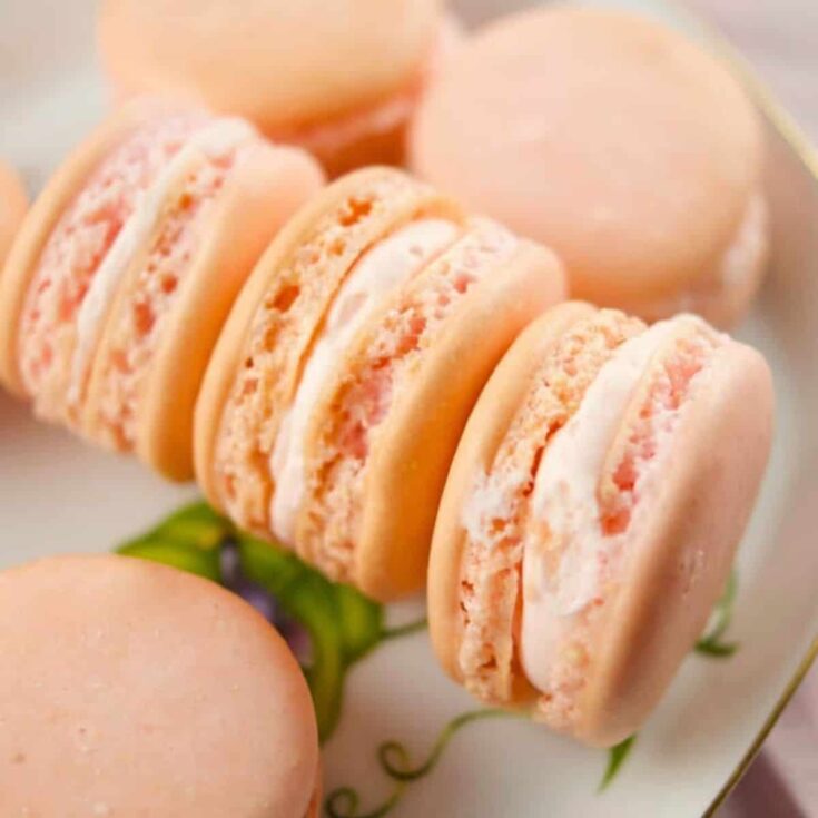 Strawberry macarons