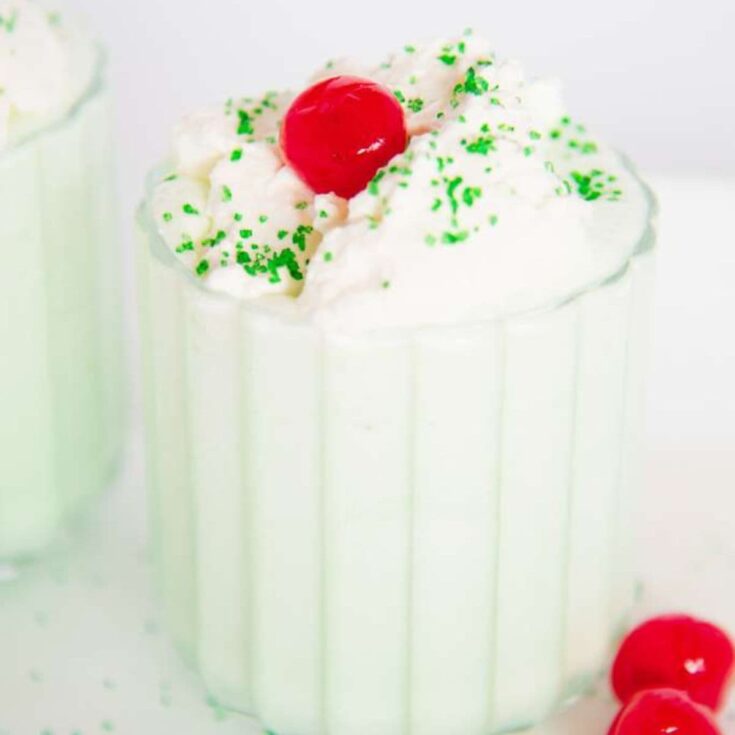 Non alcoholic green shamrock shake drink