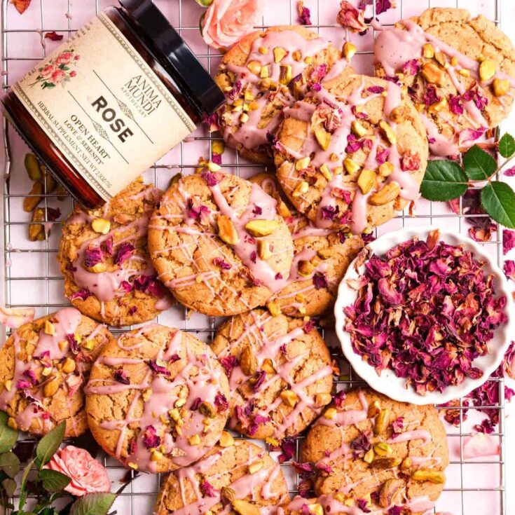 Healthy pistachio rose cookies