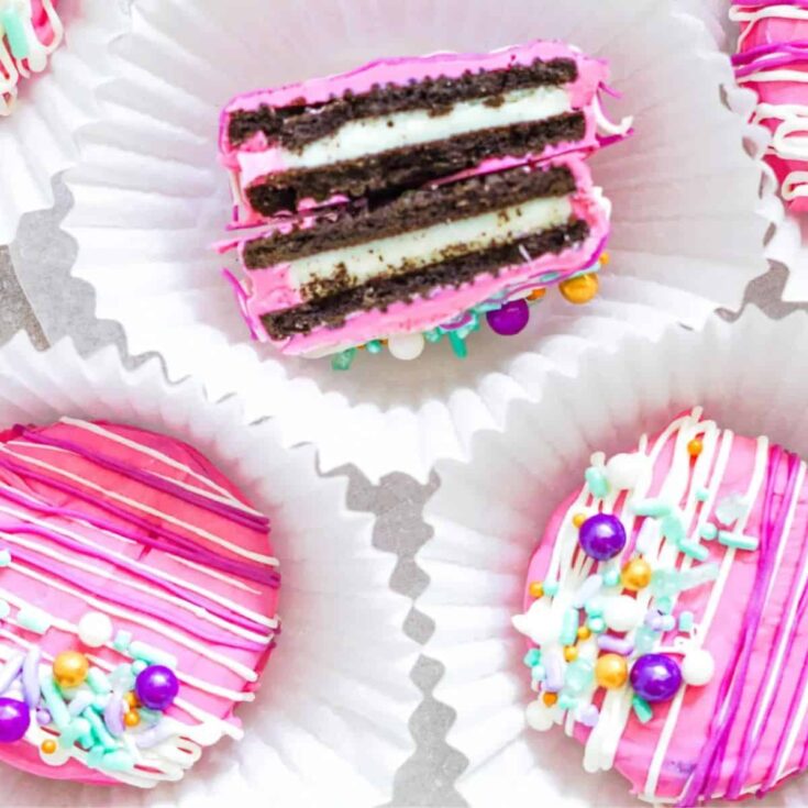 Pink chocolate dipped Oreos cookies