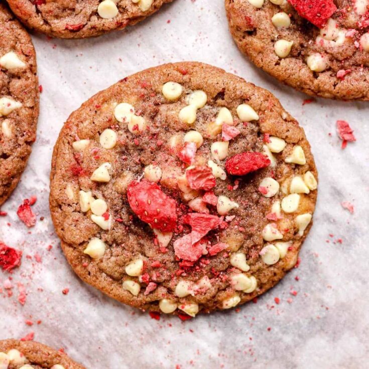 Strawberry white chocolate chip cookies