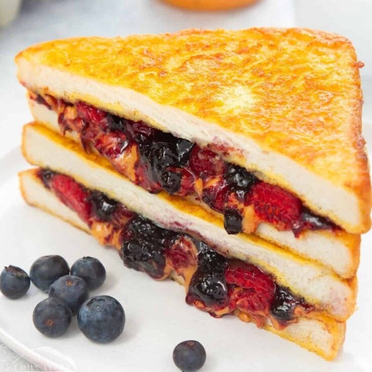 French toast peanut butter and jelly sandwich